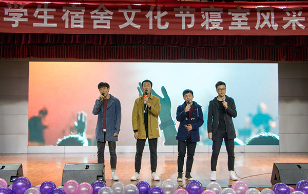 在这片蓝天下相遇(3).jpg