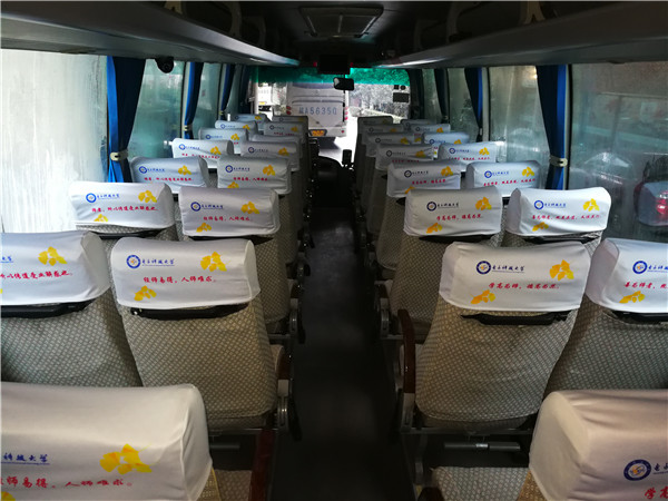11全年安全行驶165万余公里，开运班车1.2万余班次，运送师生41万余人次，0事故发生。.jpg