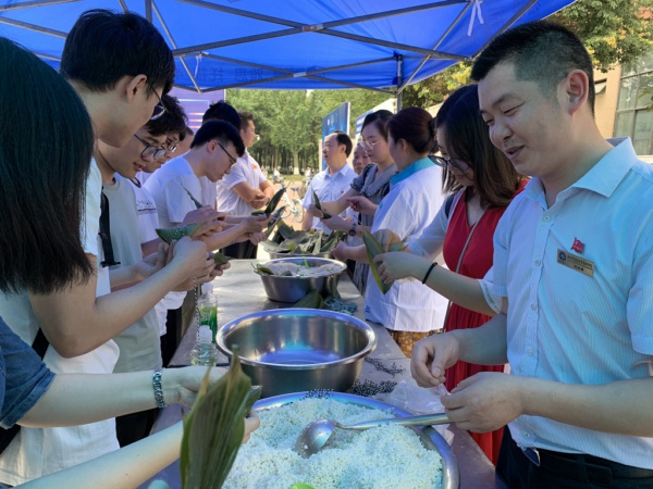 新闻二.jpg