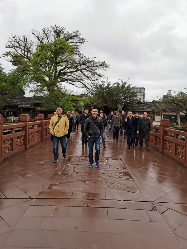 3744d780f89122480591cb9a61046e4_副本.jpg
