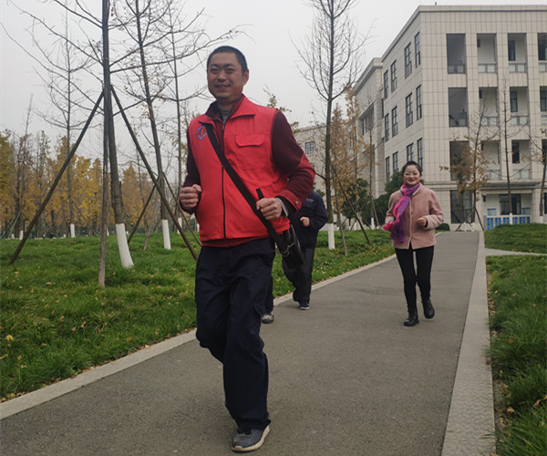 校园慢跑照片3.jpg
