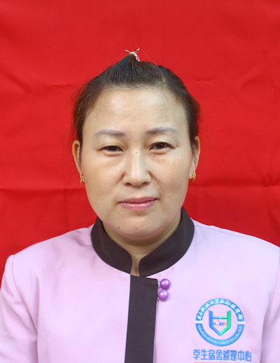 沙河12栋保洁员周乐秀.jpg