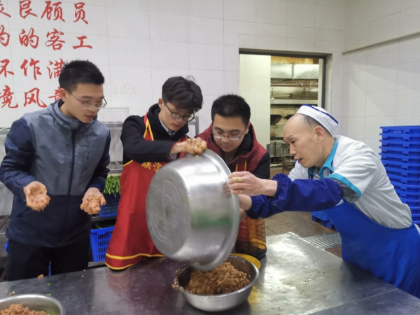 包饺子1.jpg