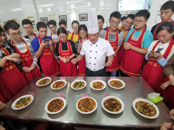 7《知味》课程深受同学喜爱.jpg