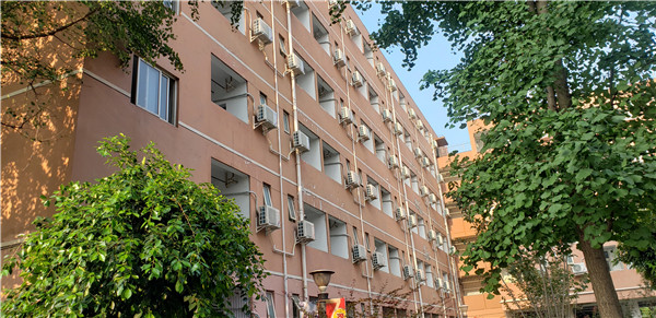 27九里堤校区的同学有空调啦.jpg