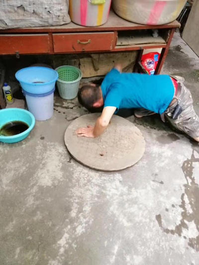 4-清理污水管道_副本.jpg
