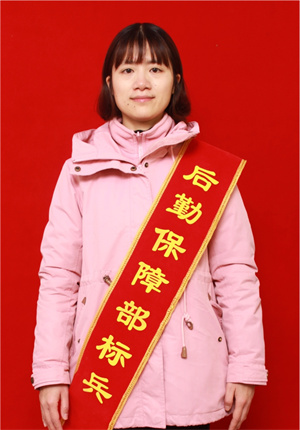 梁  凤.jpg