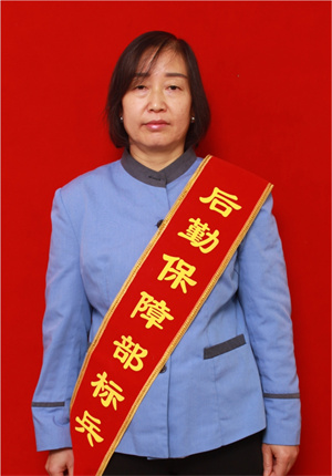 黄建蓉.jpg