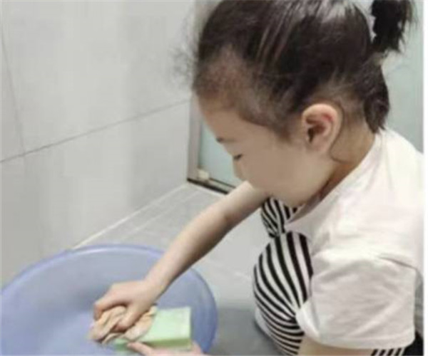 袁小琴宝贝1_上传.jpg