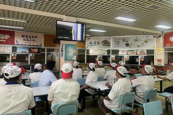 专题片3.jpg