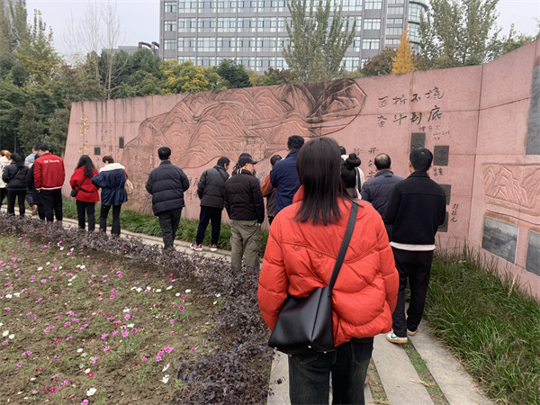 4石碾广场.jpg