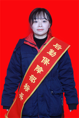 赖龙艳.jpg